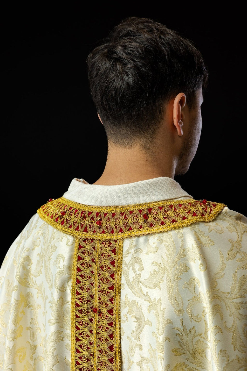 Ręcznie wykonany ornat z naturalnymi kamieniami Handmade 7009