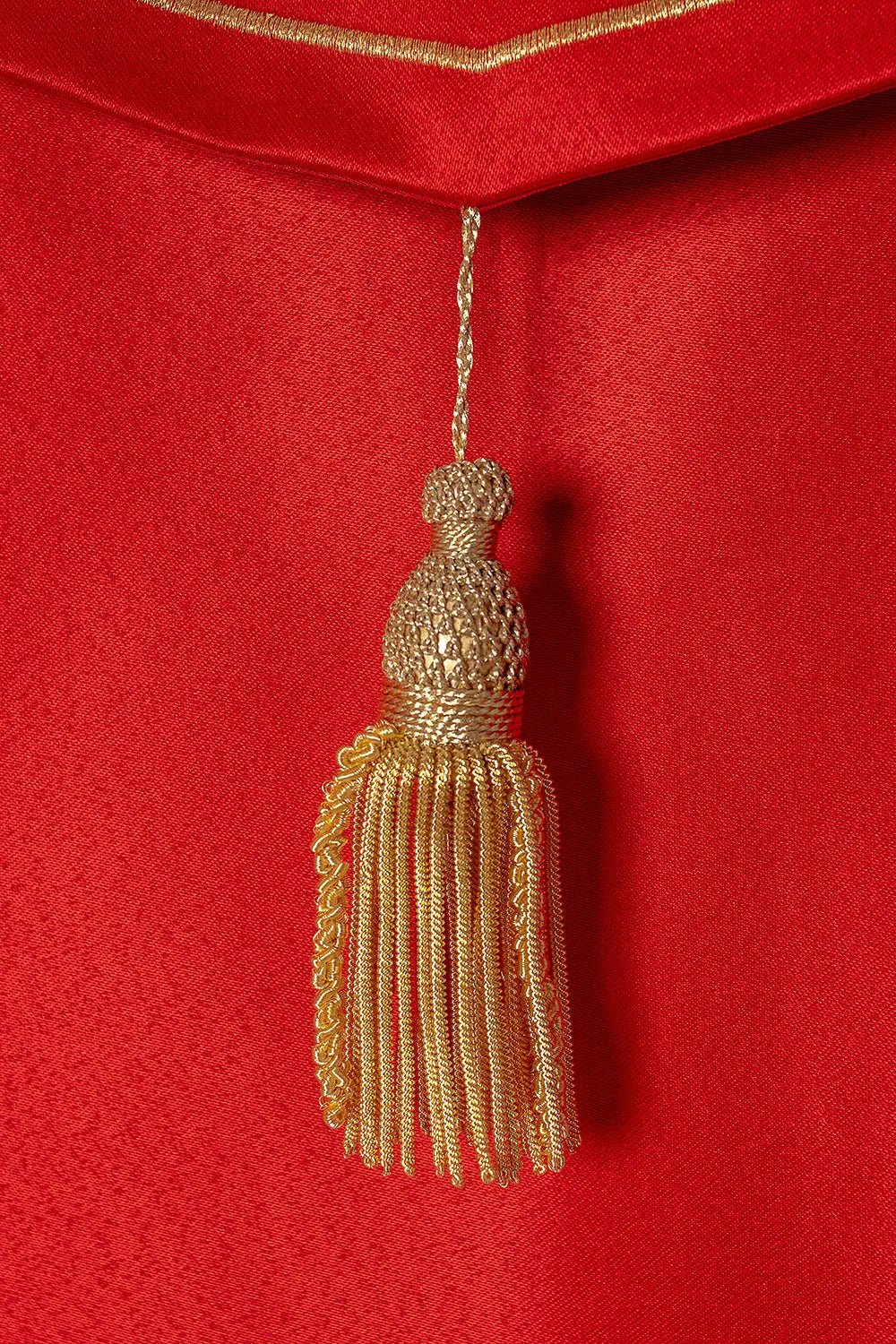 Red liturgical cape with gold monogram - HAFTINA ATELIER