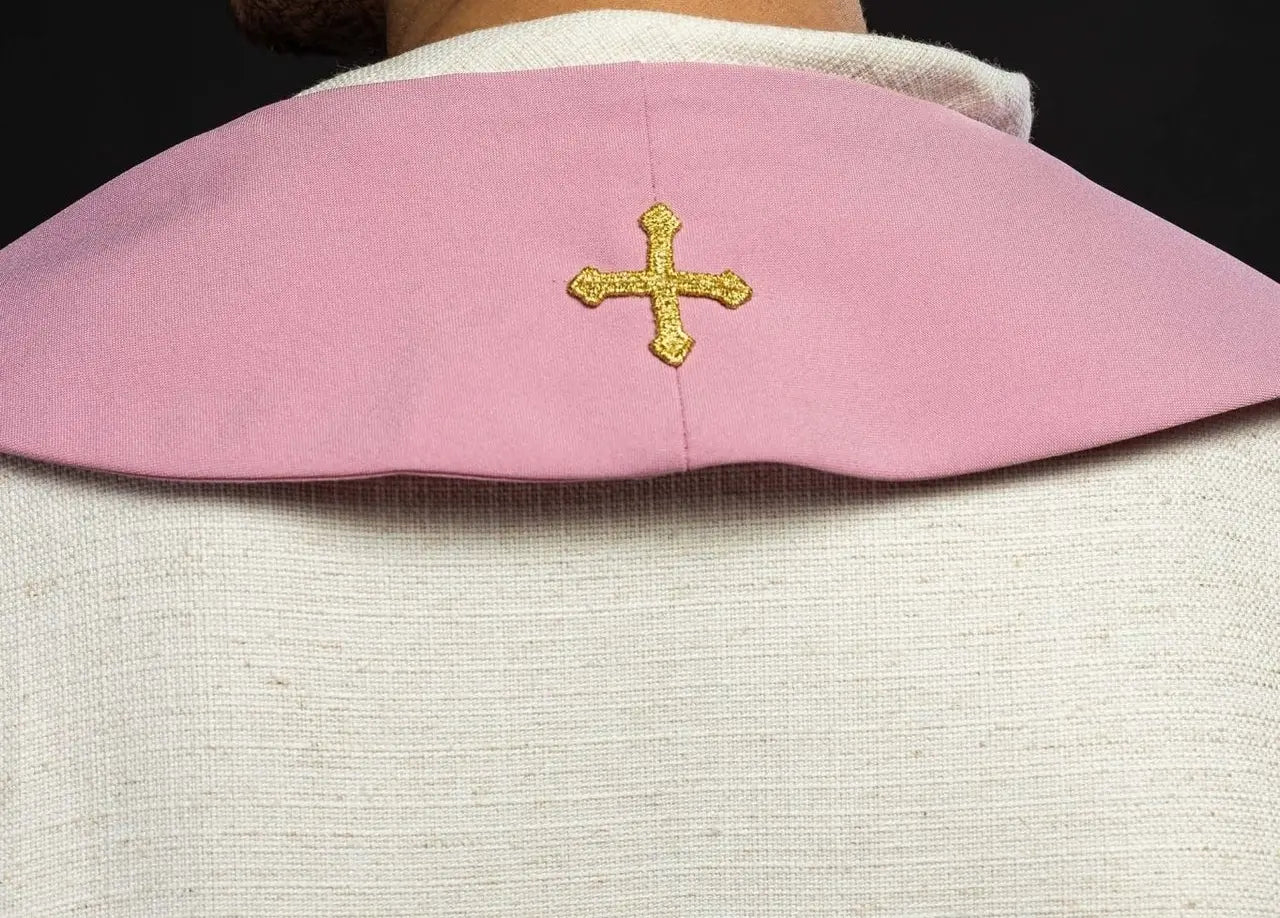 Estola rosa IHS para sacerdote