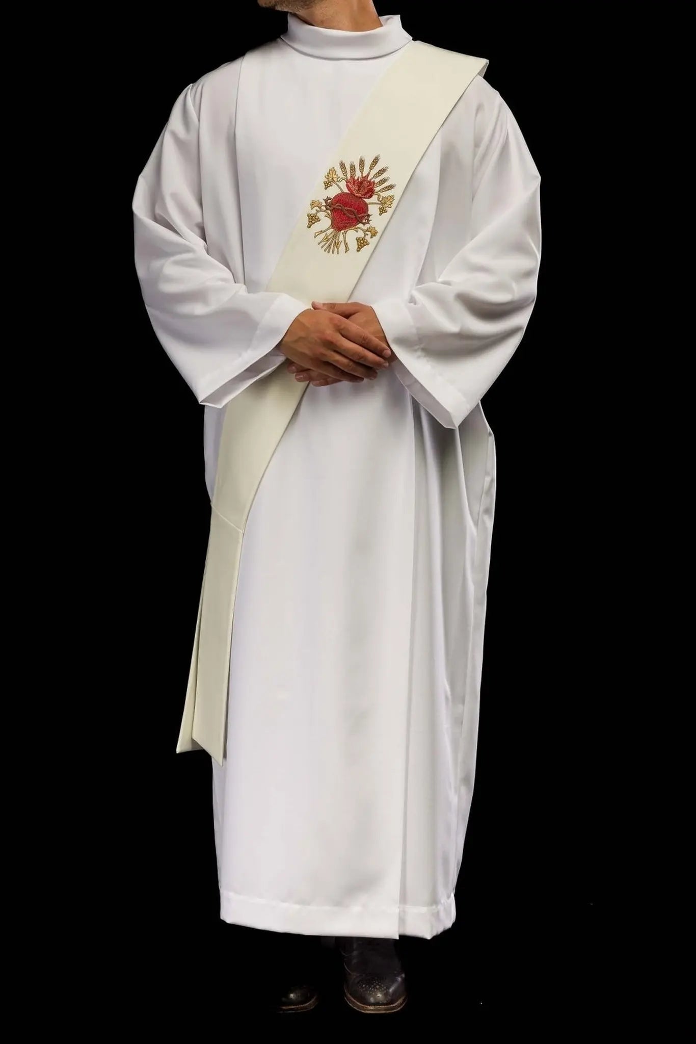 Estola diaconal con bordado del Corazón de Jesús
