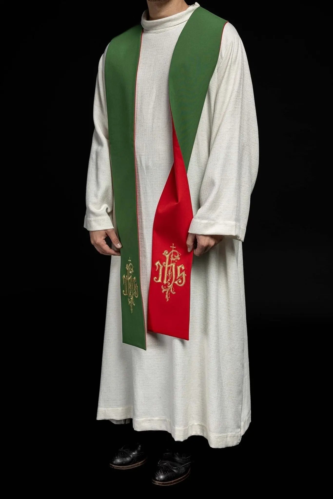 Estola bordada reversible IHS verde-rojo