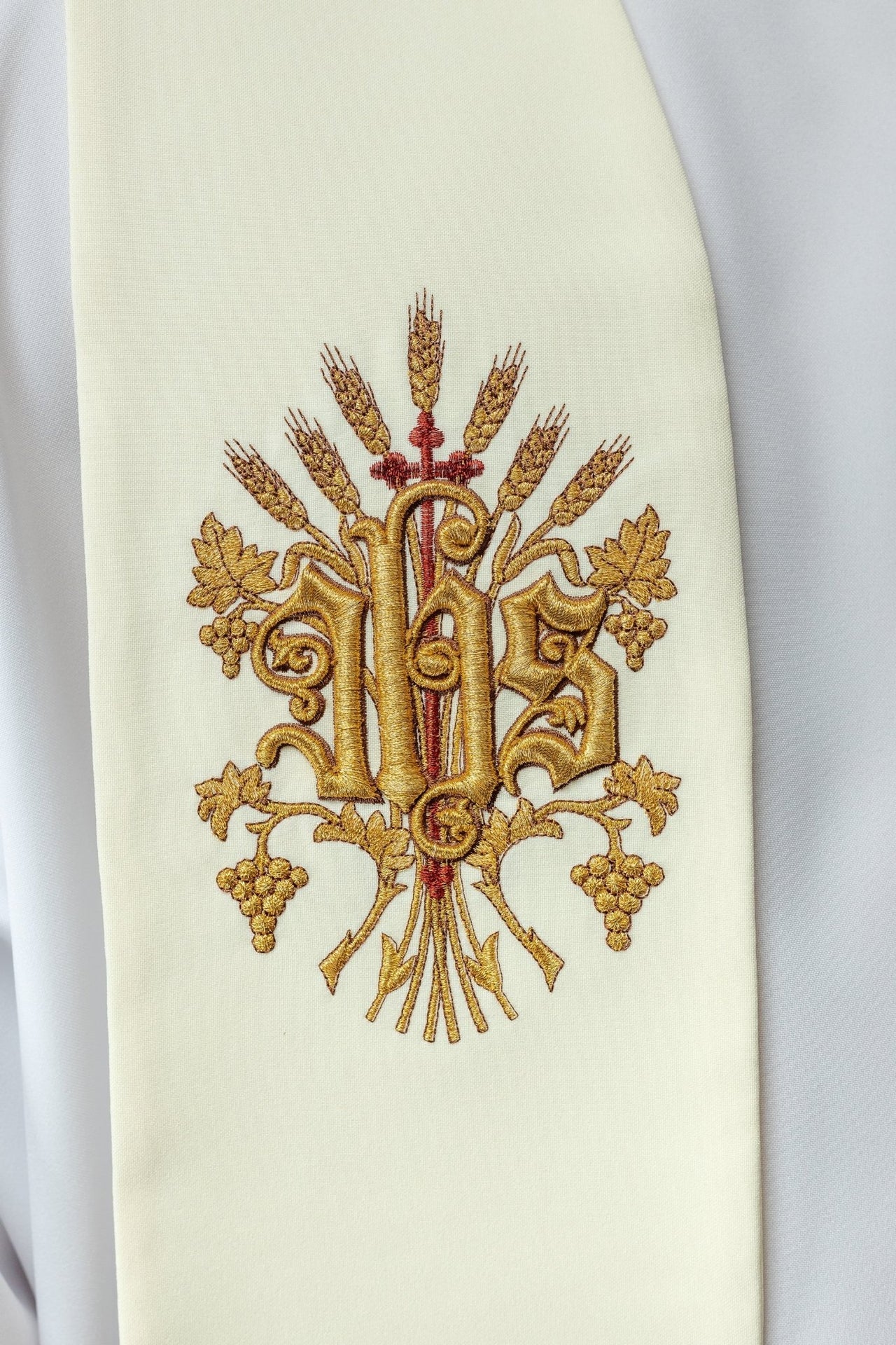 Stuła haftowana krzyż, IHS i serce Jezusa Chrystusa ecru