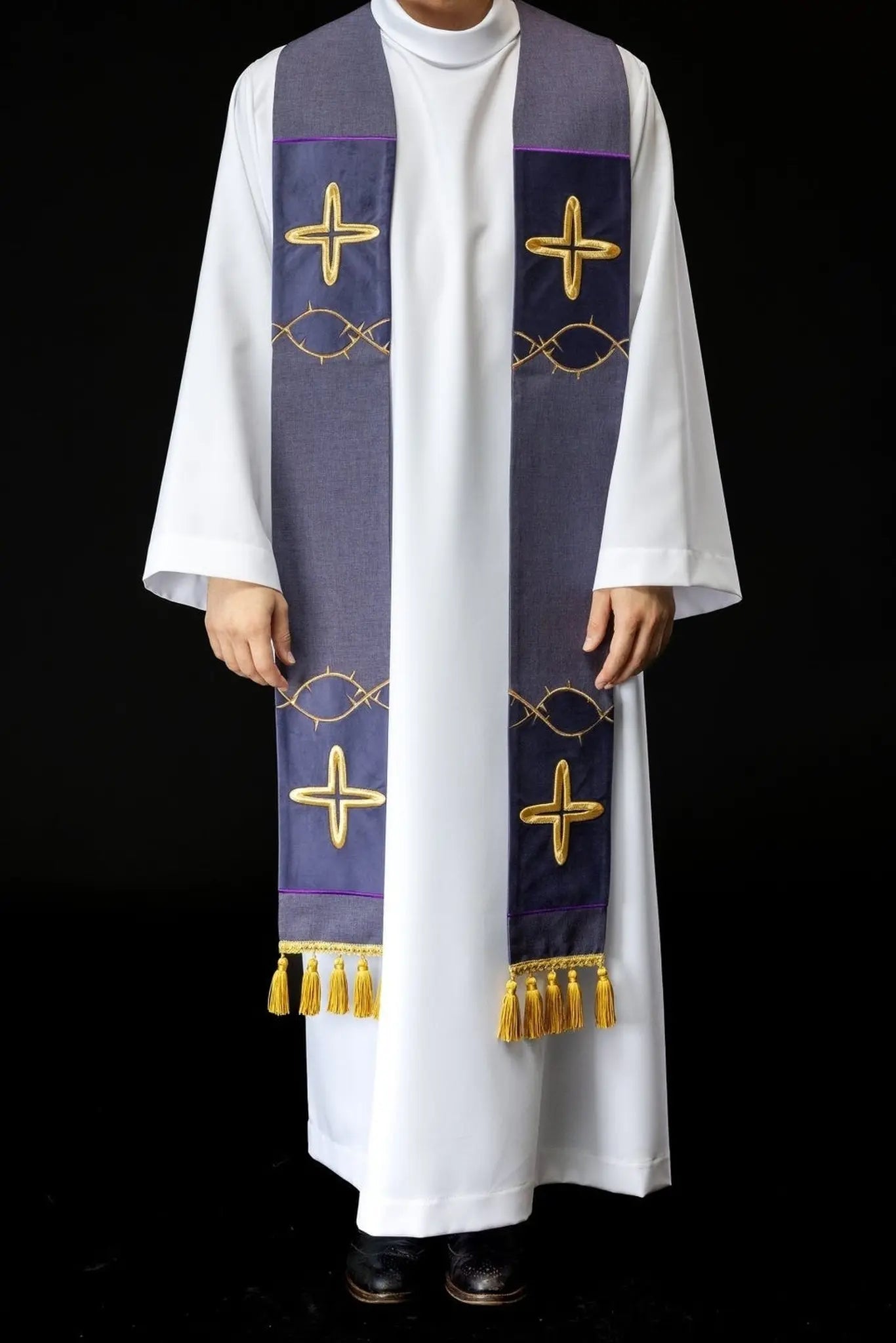 Estola bordada de Adviento con cruces púrpura