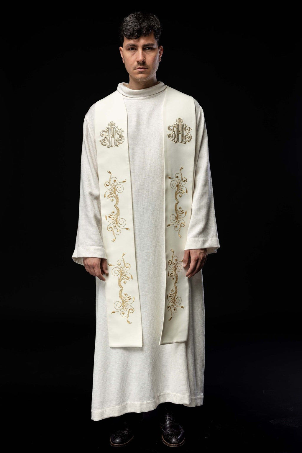 Stuła haftowana zdobiona IHS ecru