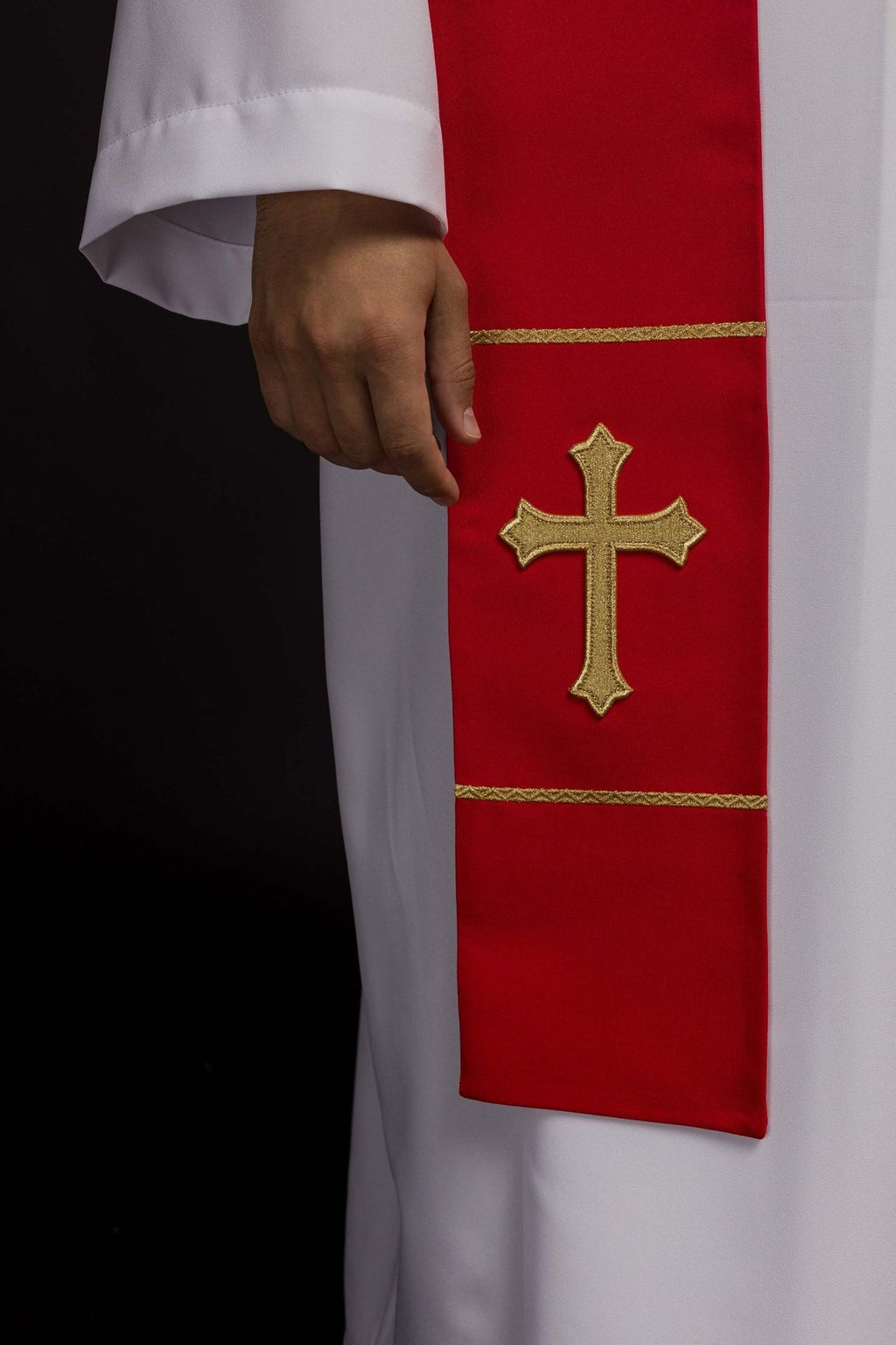 Stuła kapłańska czerwona haftowana Krzyż