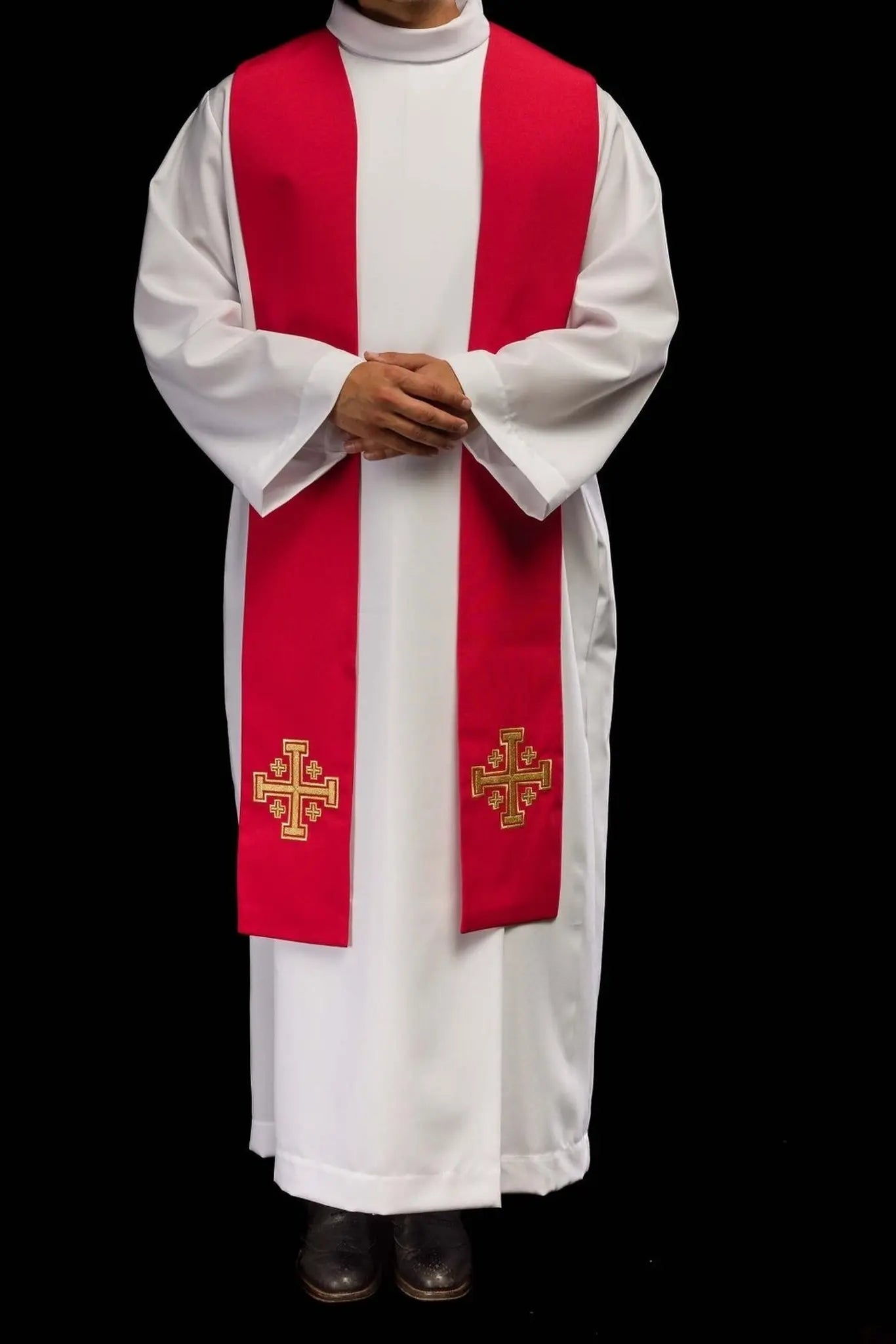 Estola sacerdotal roja bordada con Cruz de Jerusalén
