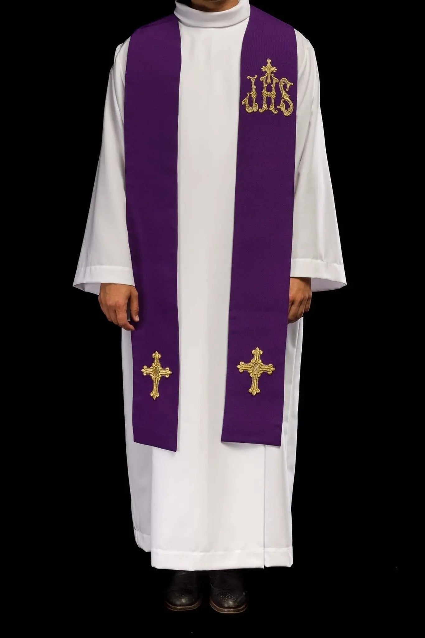 Estola púrpura de sacerdote bordada con cruz e IHS