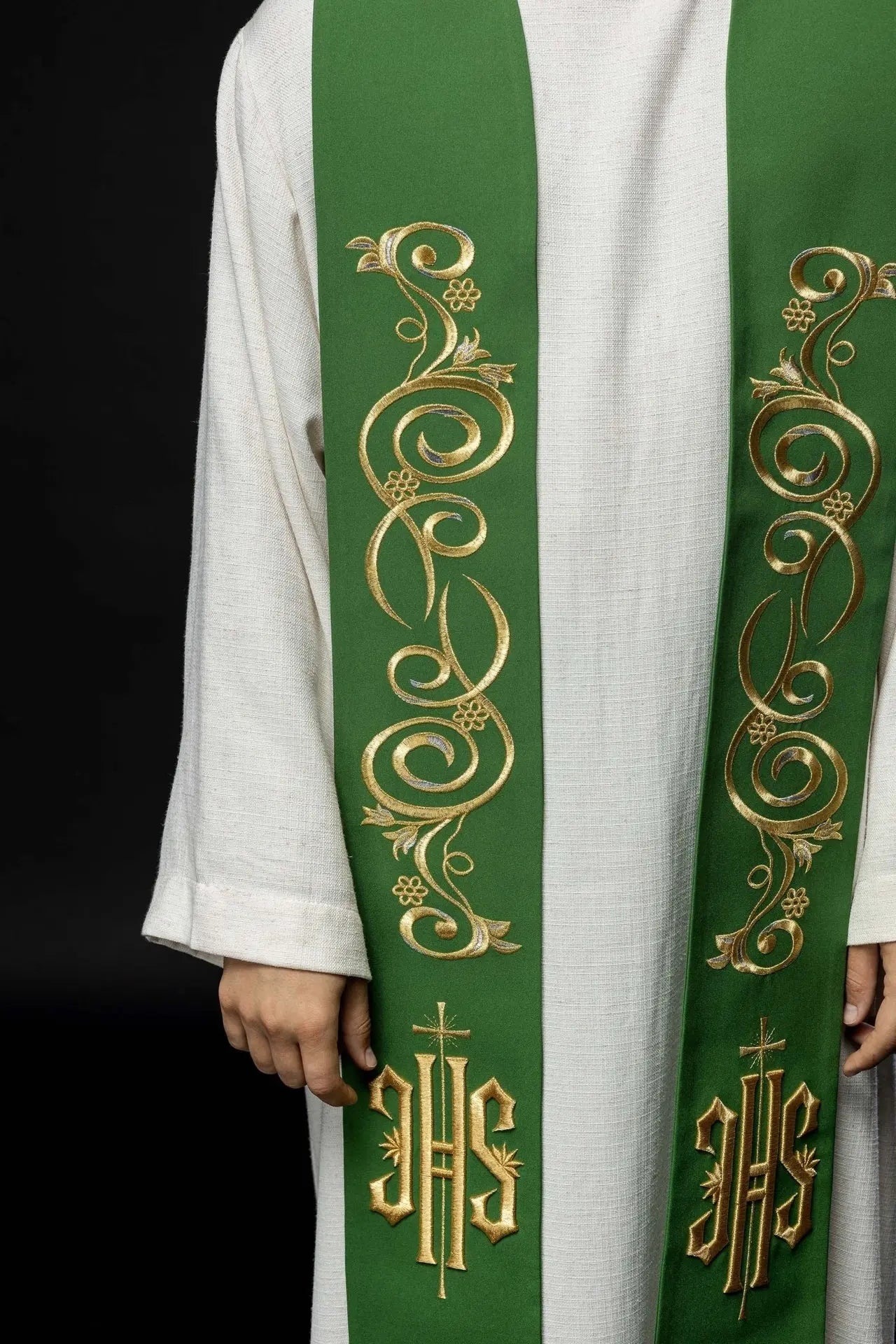 Estola bordada para sacerdote IHS verde