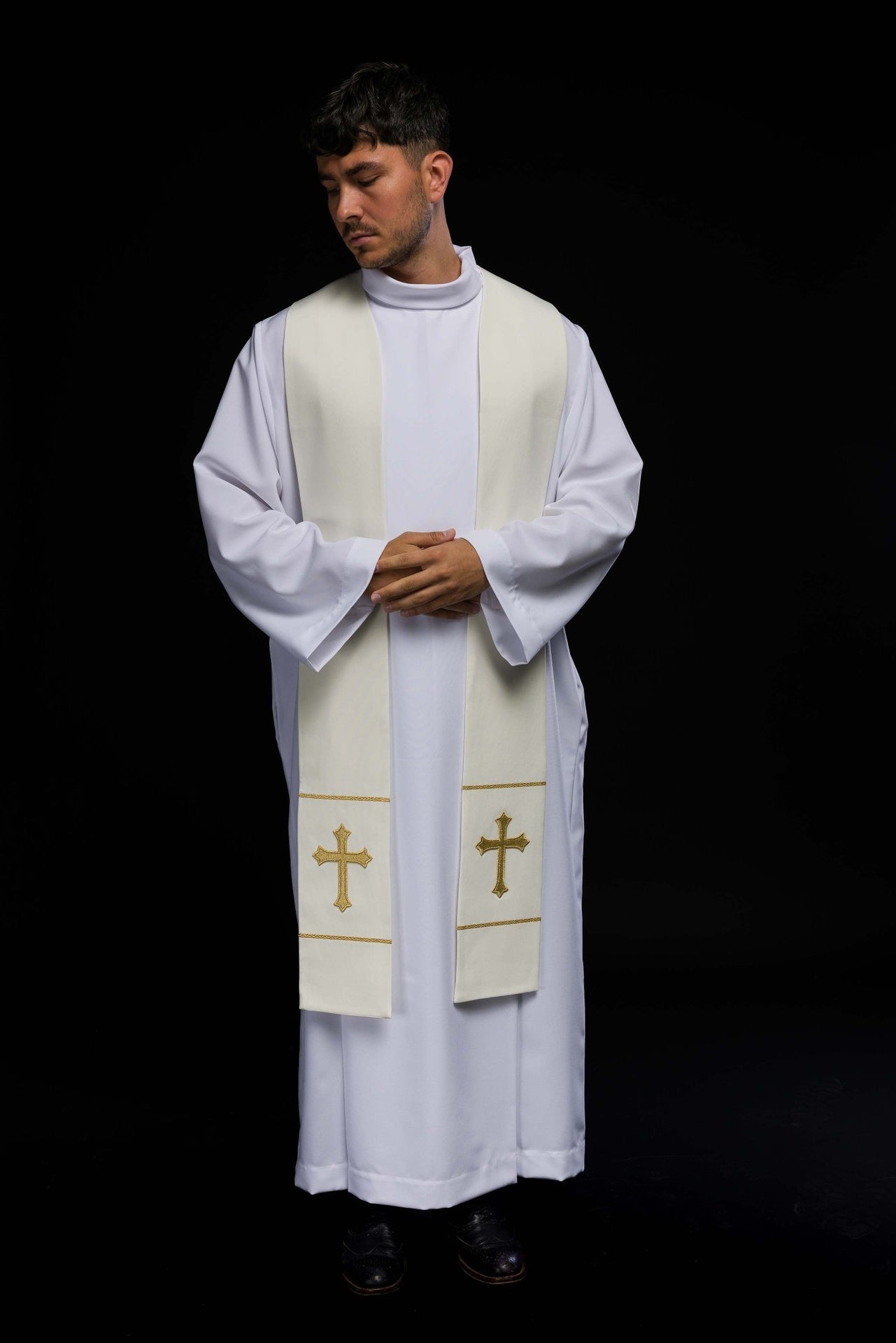 Stuła kapłańska haftowana Krzyż ecru