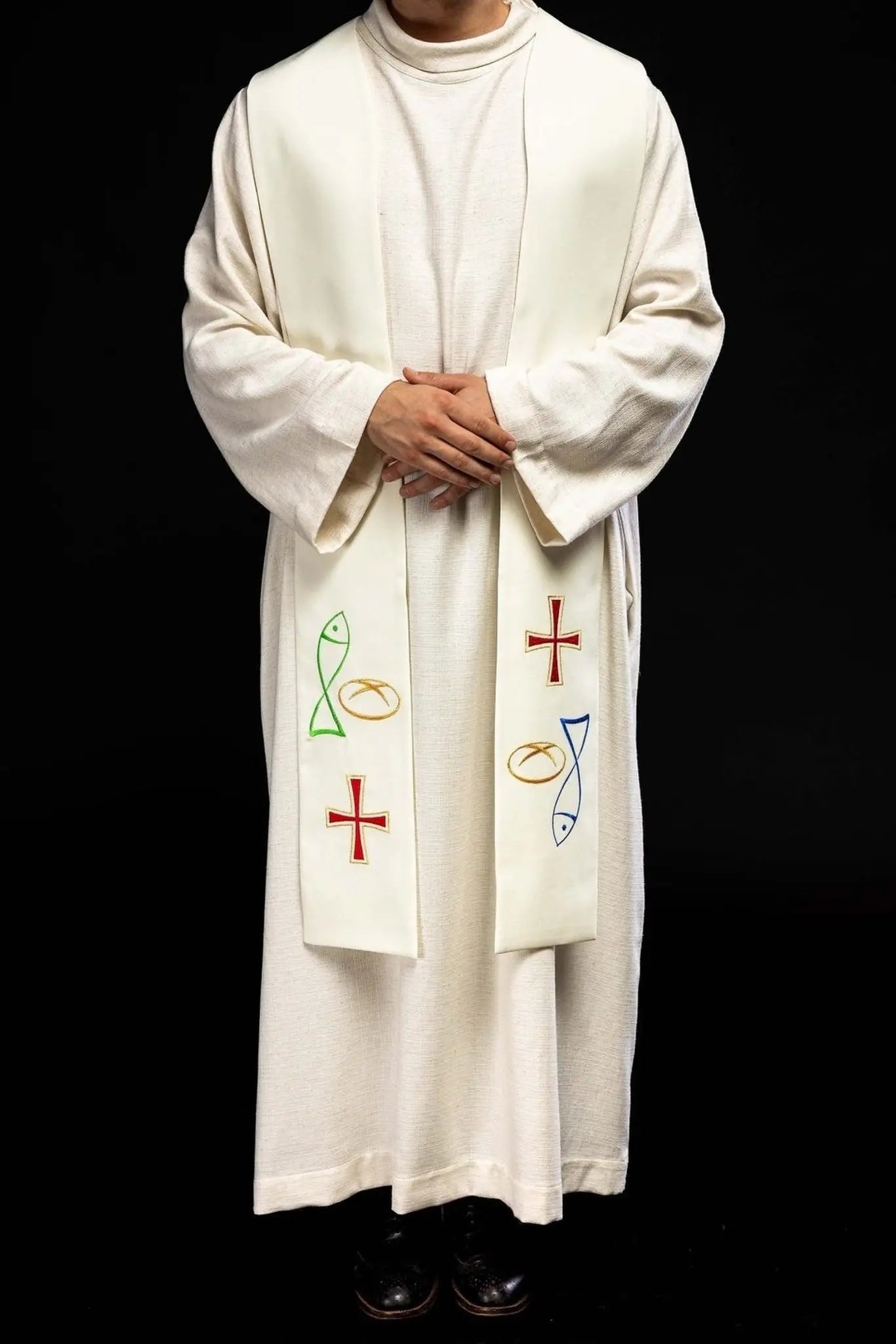 Estola de sacerdote bordada con pez, pan y cruz en ecru