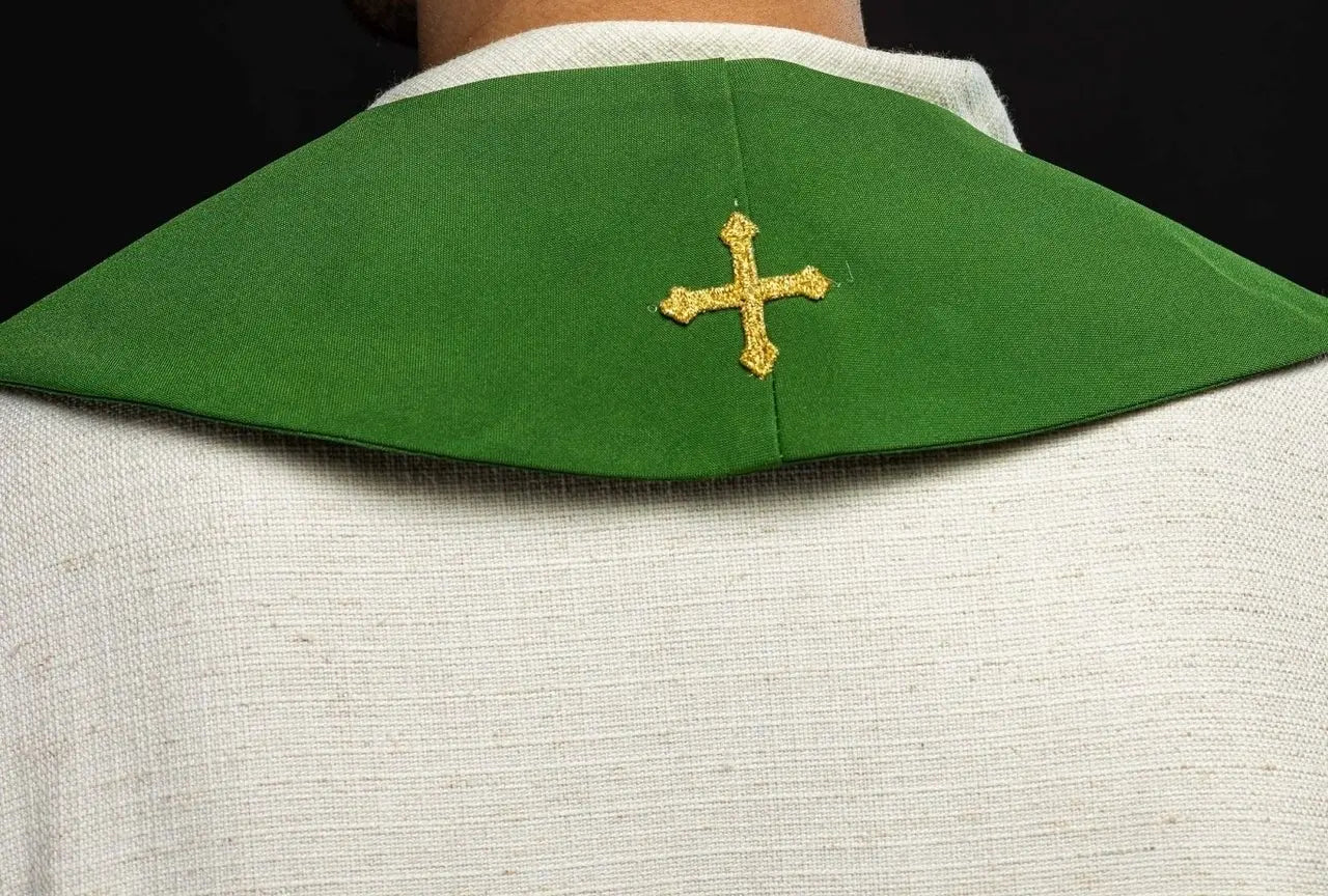 Estola de sacerdote verde bordada Cruz
