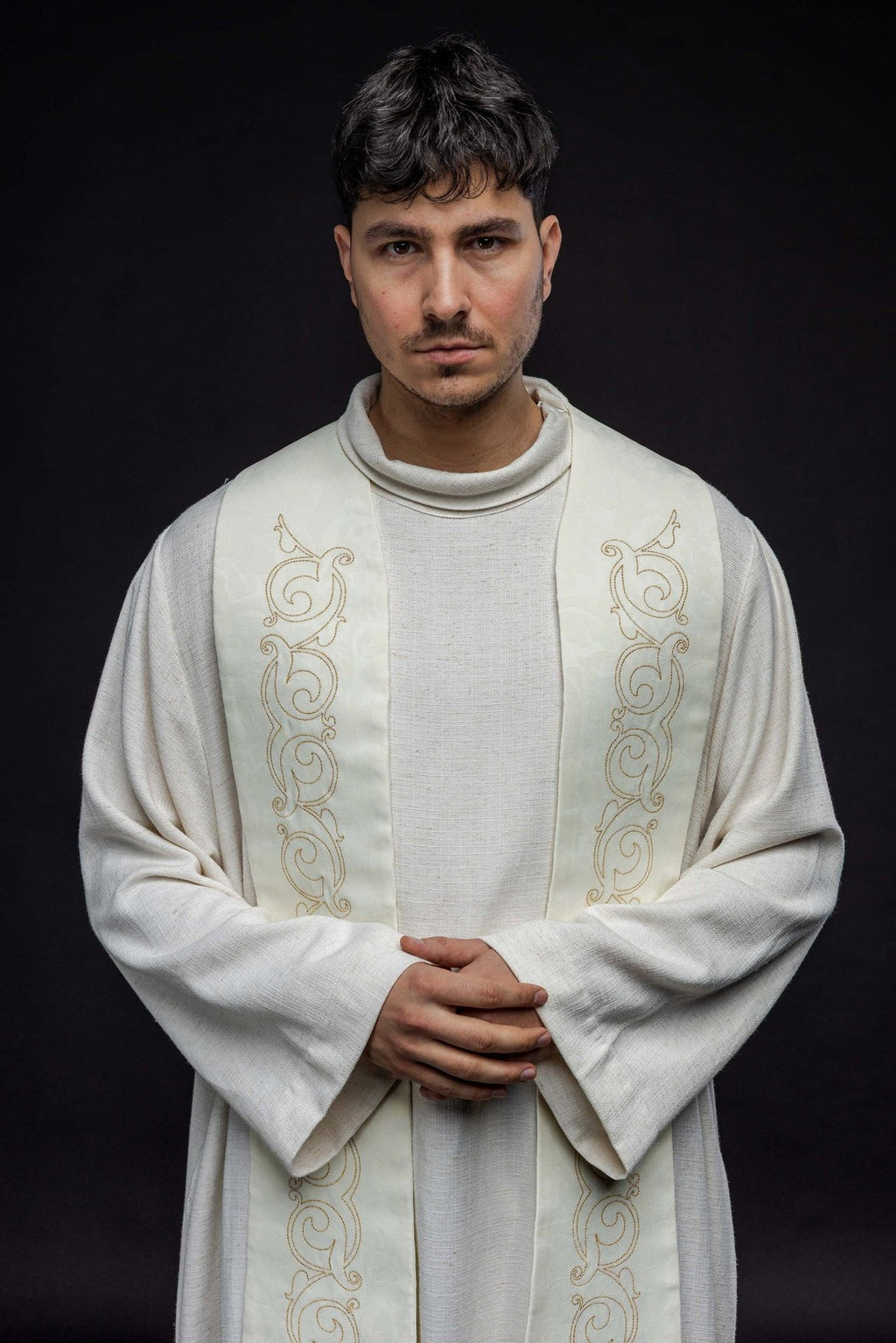 Stuła Rzymska z haftem krzyża