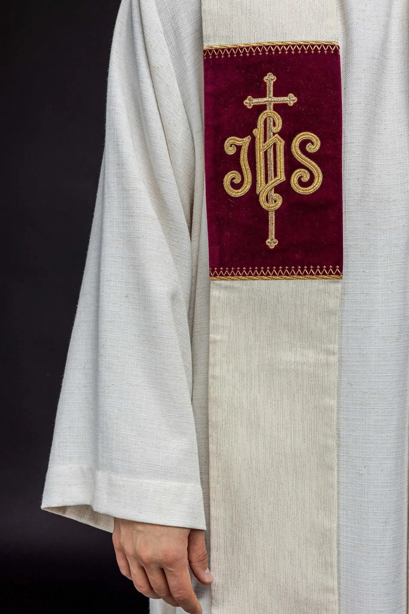 Estola con Cordero de Dios Bordado y Símbolo JHS