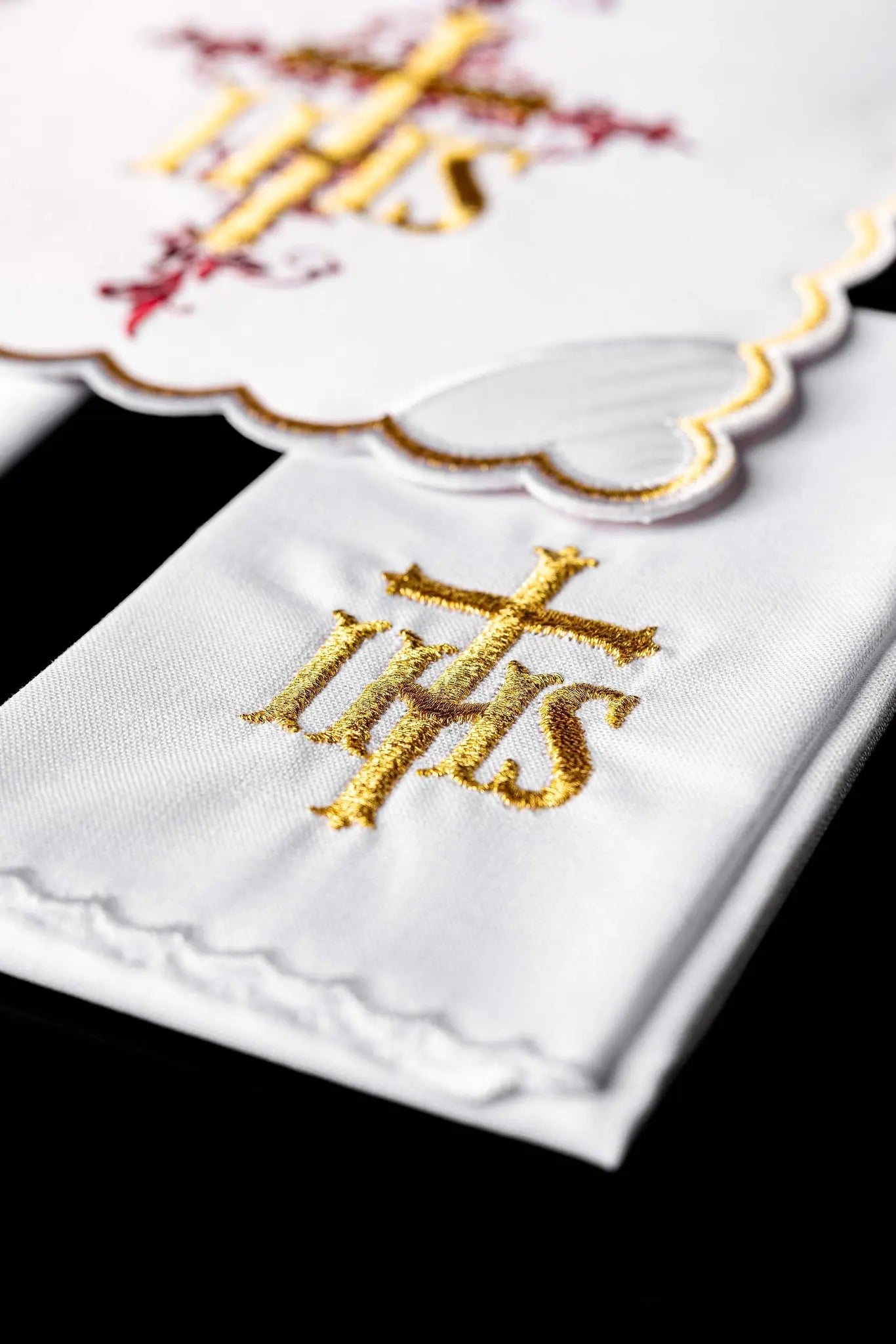 White Chalice Linen Set with IHS Embroidery - HAFTINA ATELIER
