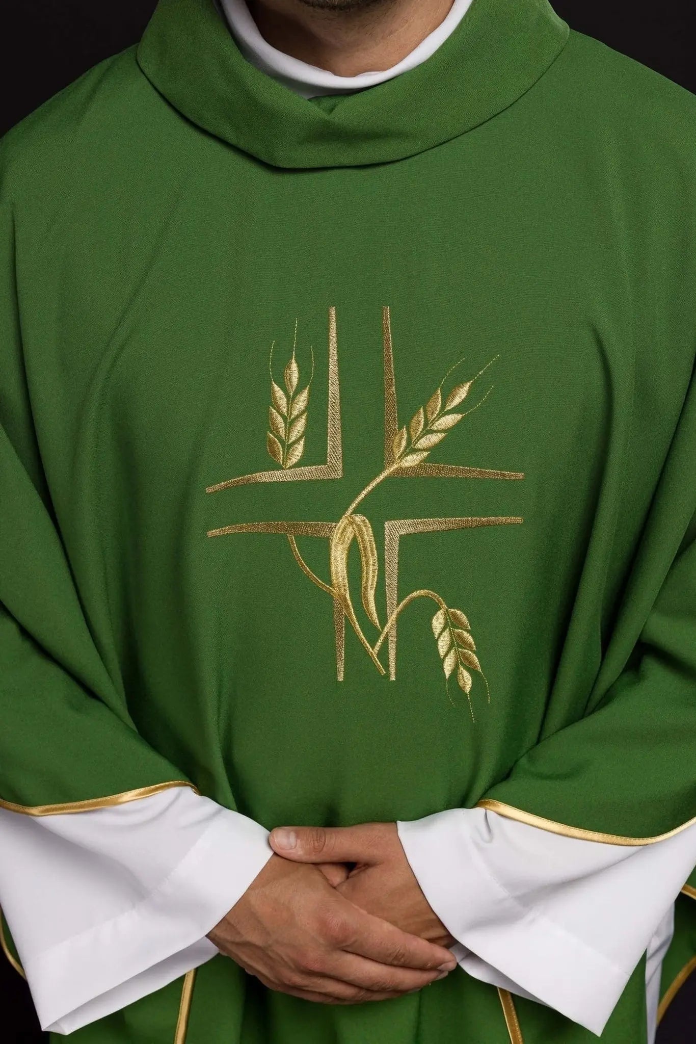 Green chasuble with embroidery of the Cross and Spikes