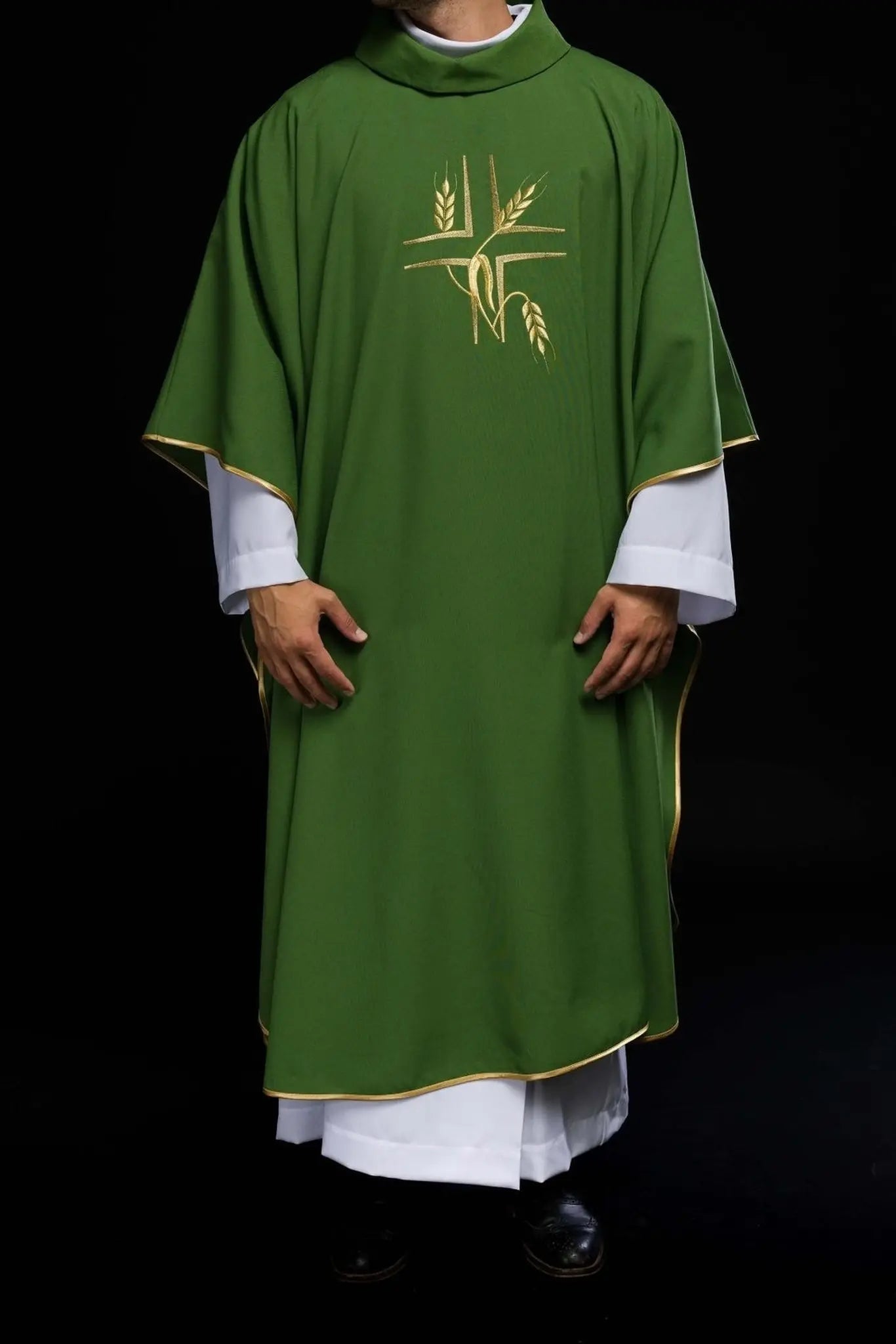 Green chasuble with embroidery of the Cross and Spikes