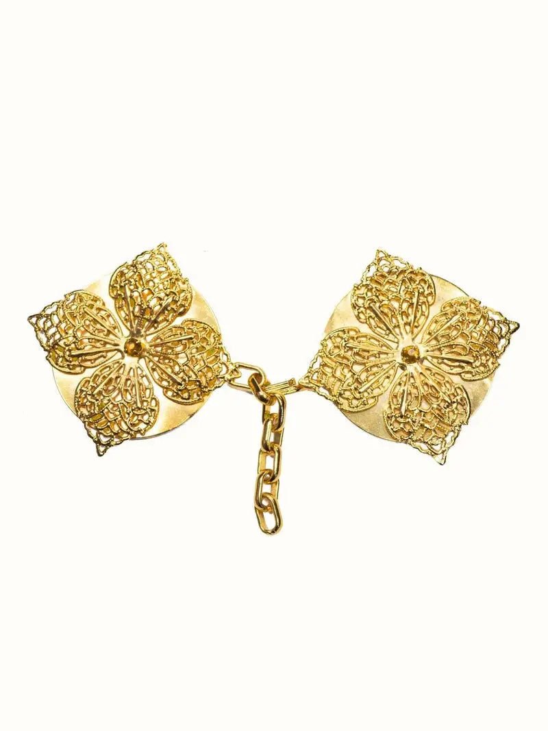 Broche dorado para capa y velo con piedra decorativa
